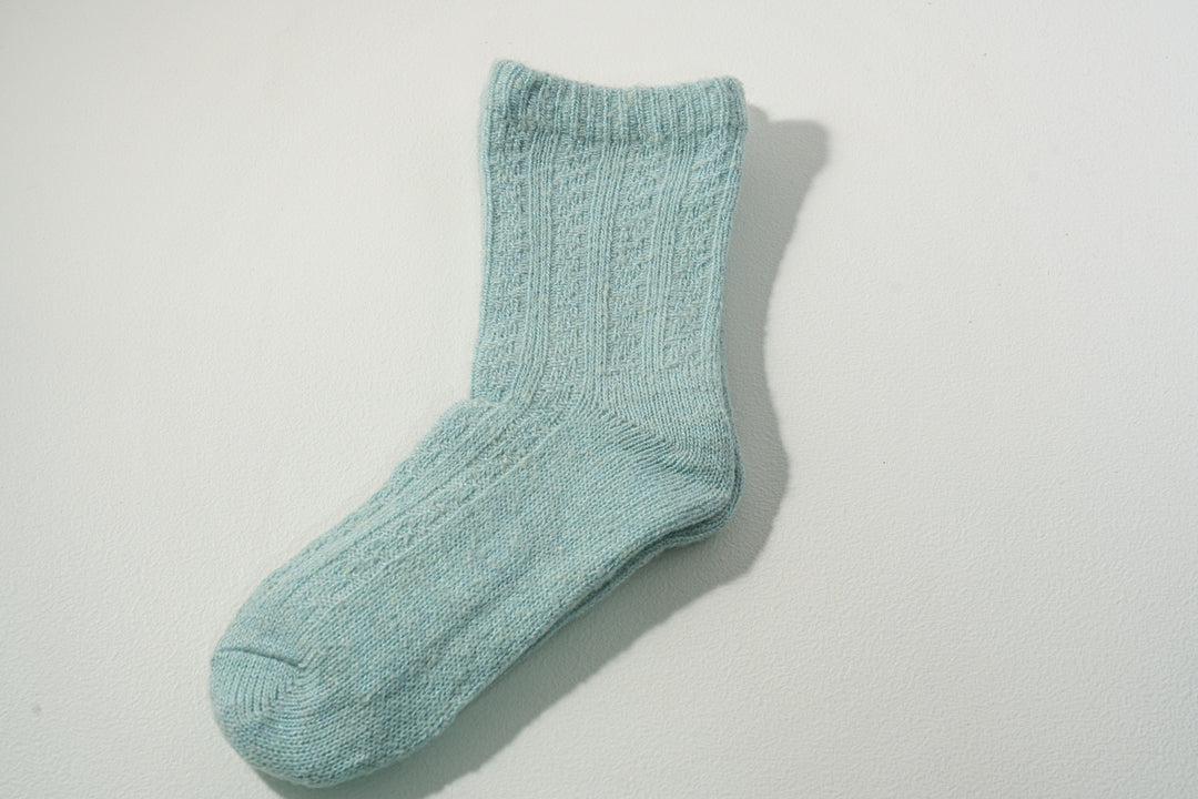 1.たむら靴下店 シルクとウール二重ソックス スカイブルー