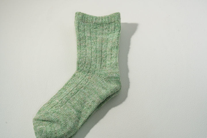 1.たむら靴下店 シルクとウール二重ソックス  ライトグリーン