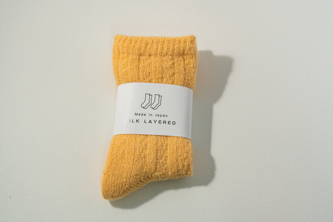 1.たむら靴下店 シルクとウール二重ソックス イエロー