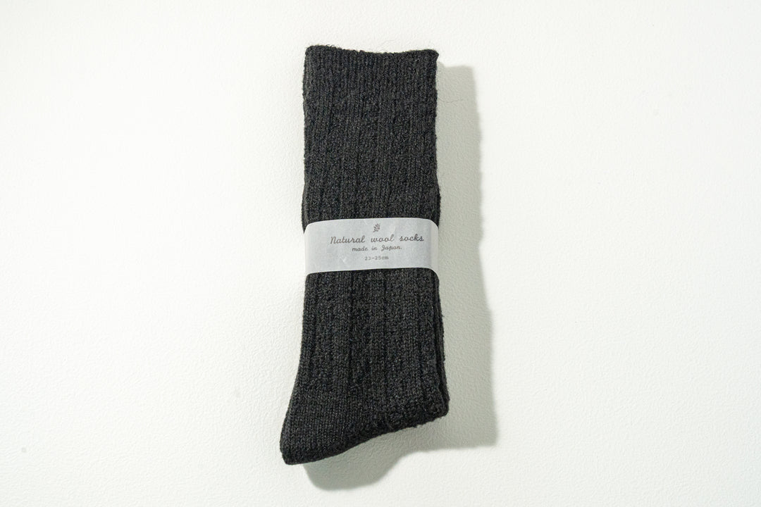 6.たむら靴下店ナチュラル ウール ソックス ブラック
