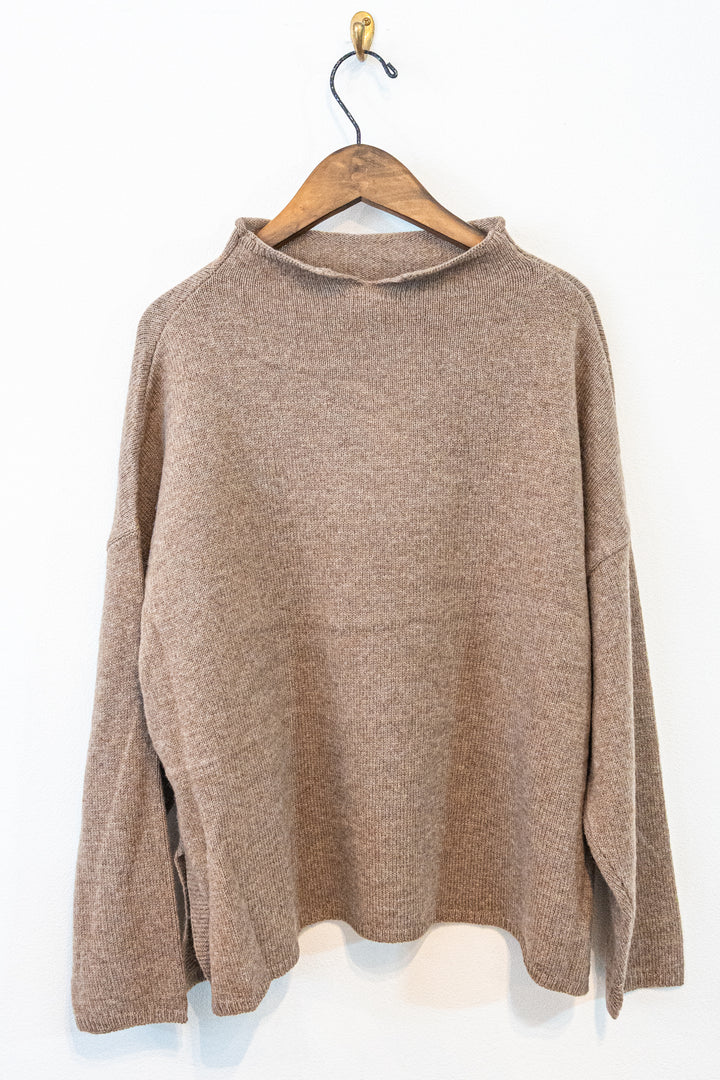 Bliss Bunch ラムナイロン ボトルネックワイドプルオーバー