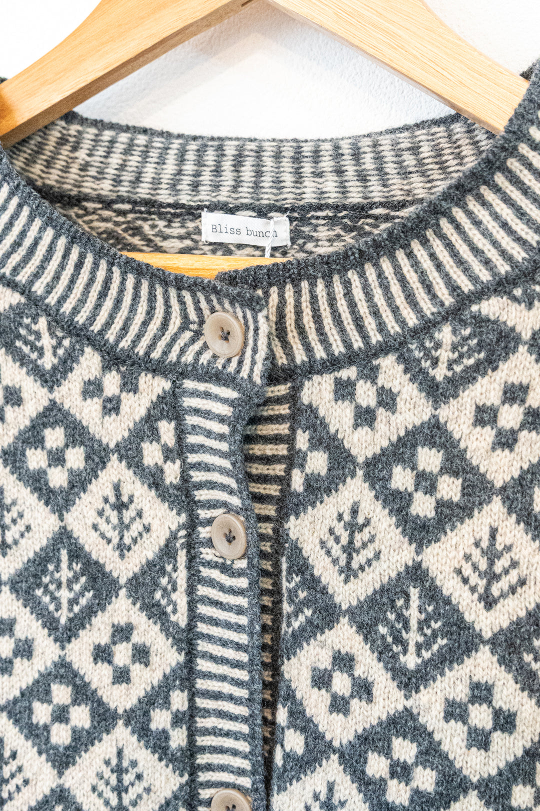 Bliss Bunch ソフトウール ジャガード クルーネックカーディガン