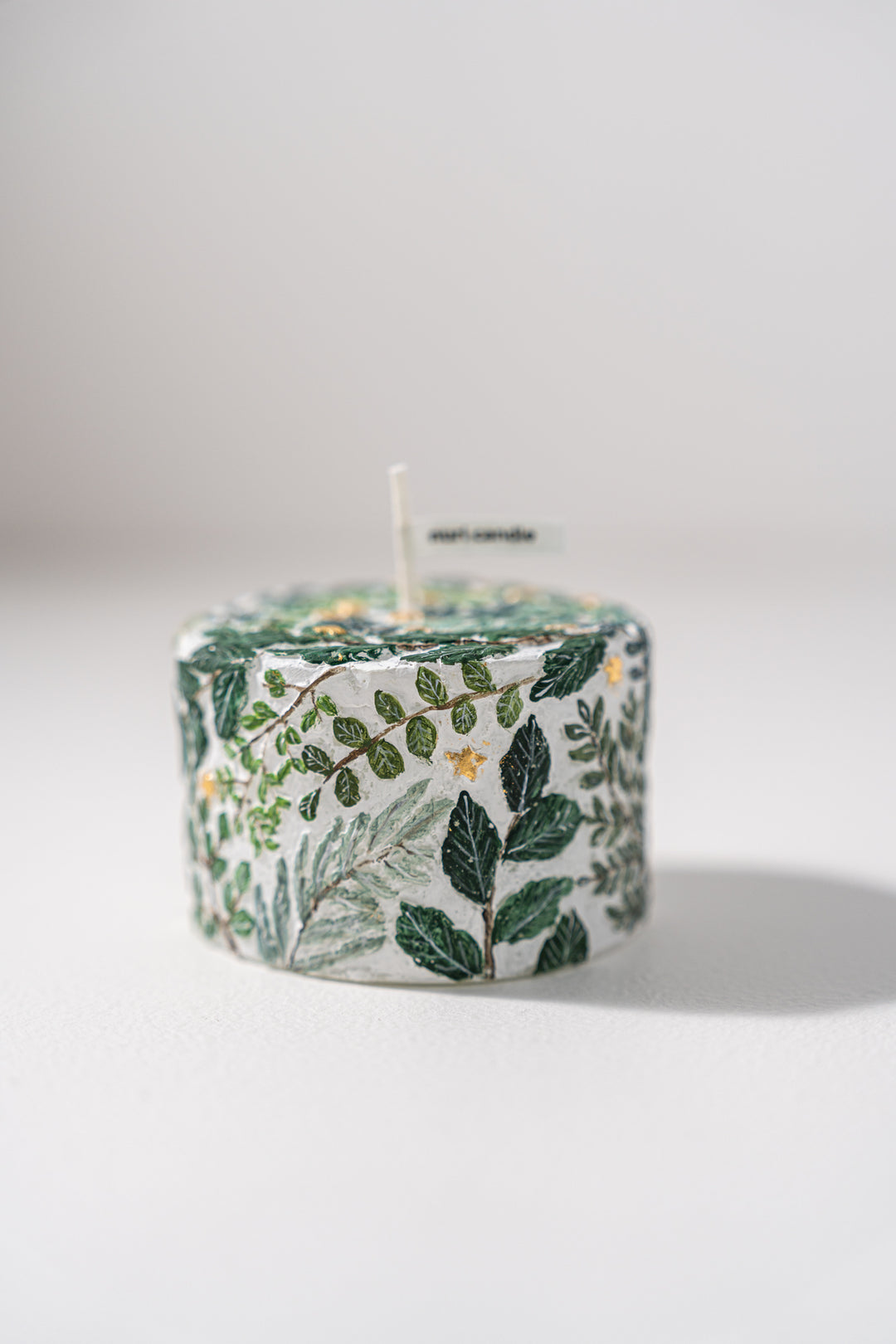 15.nuri candle holy